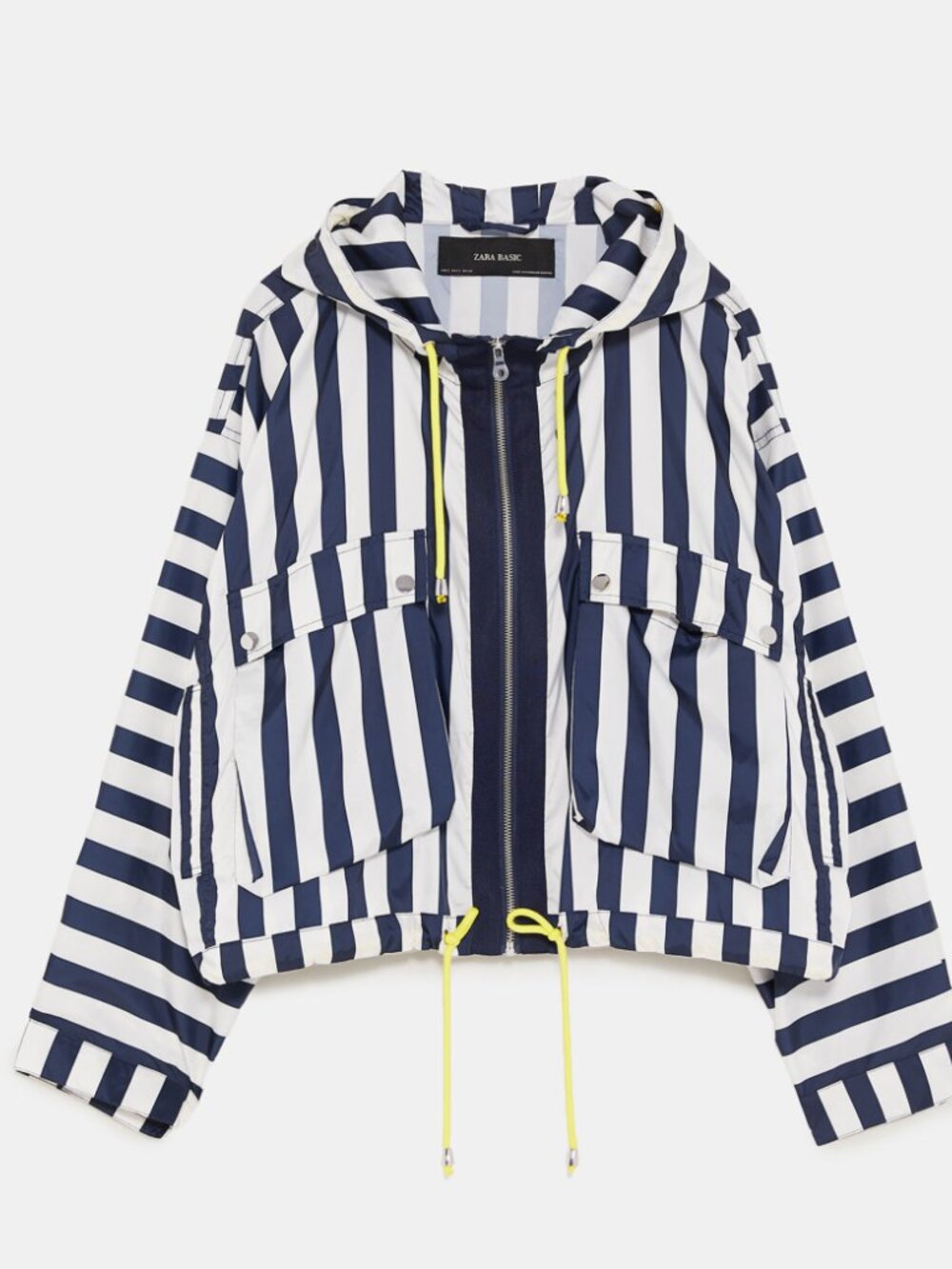 Drawstring jacket - Picture 10 of 10